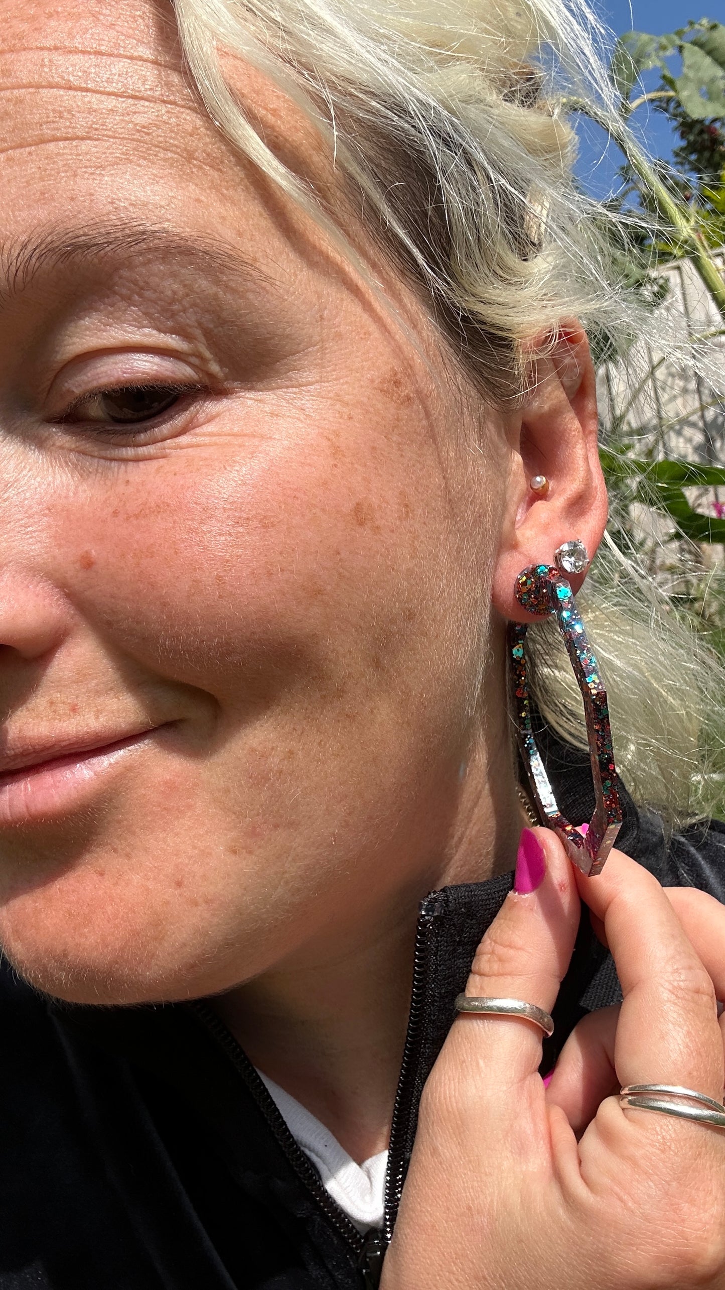 Octagonal statement hoops