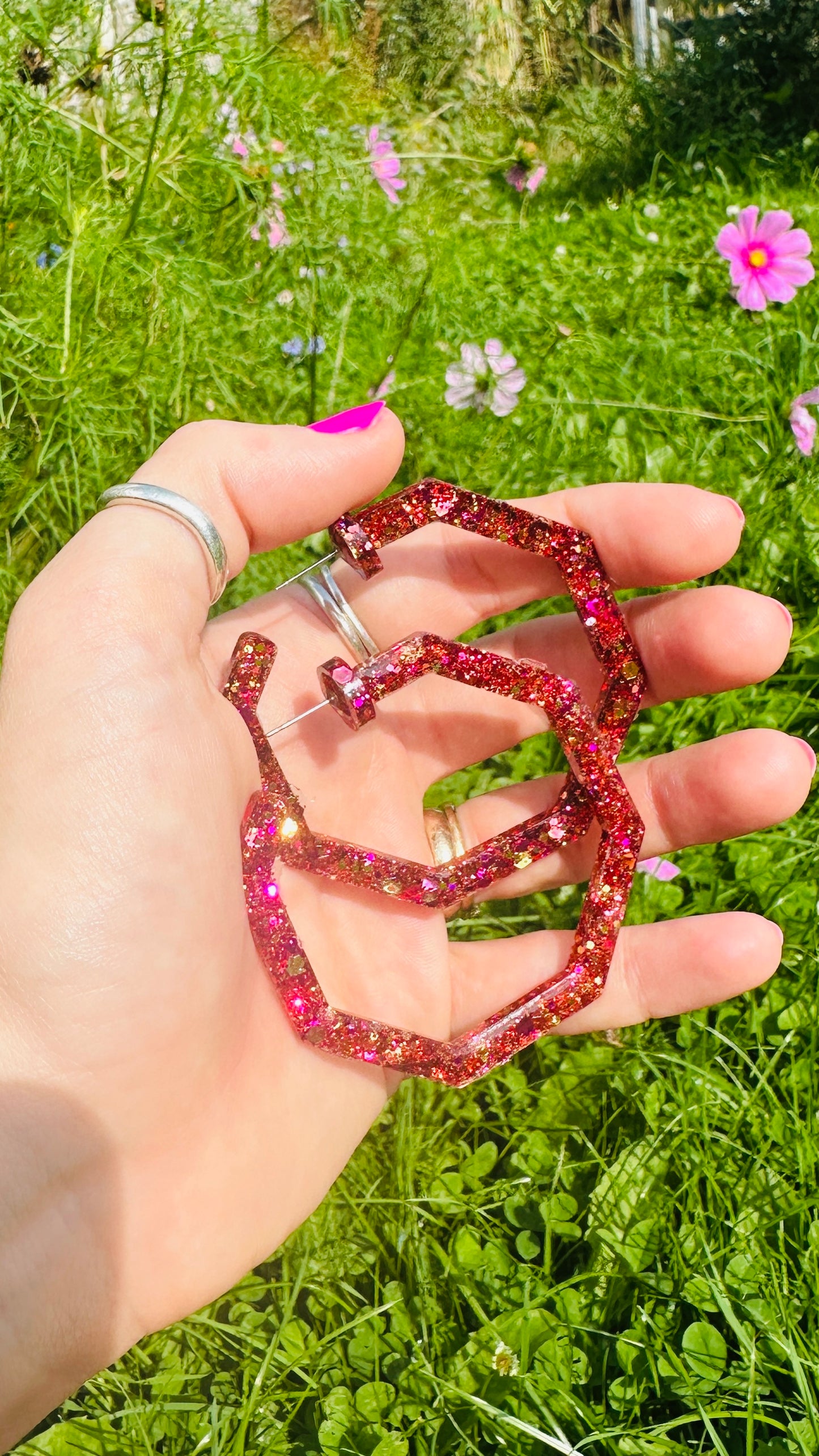 Octagonal statement hoops