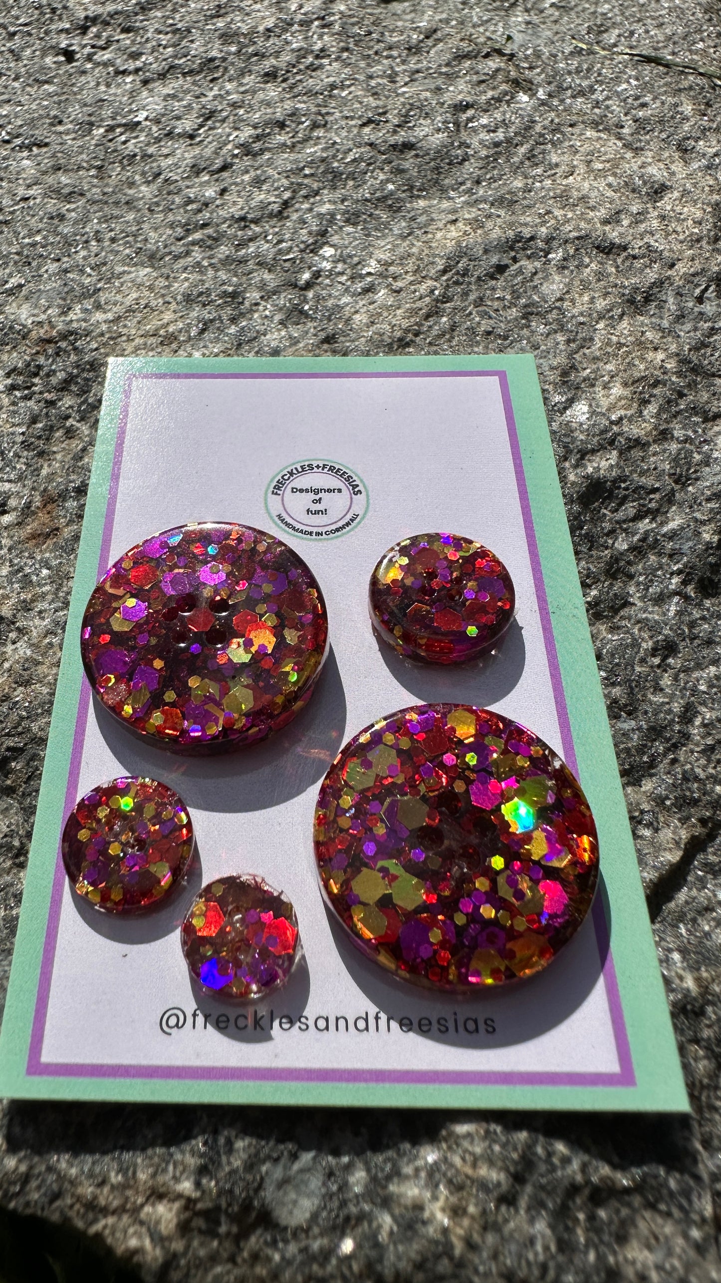 Handmade resin buttons pink & gold glitter, bright, fun, round, children’s, kids, Aran, 1cm, 1.2cm, 2cm, 2.5cm, 10mm, 12mm, 15mm, 20mm, 25mm