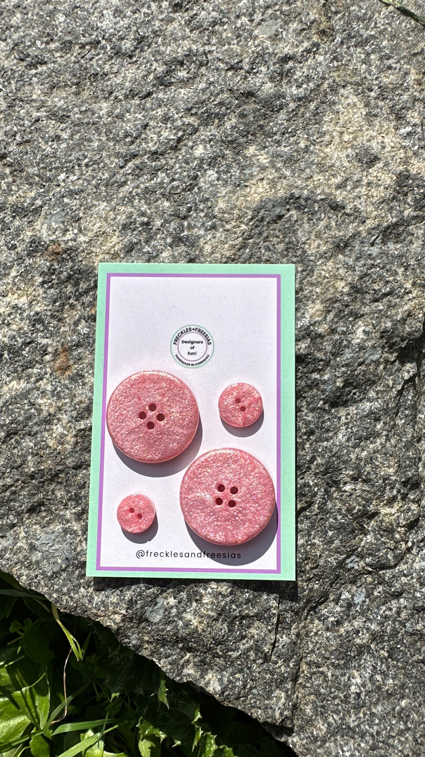 Handmade resin buttons pink pearlescent iridescent, bright, fun, round, children’s, kids, Aran, 1cm, 1.2cm, 2cm, 2.5cm, 10mm, 12mm, 15mm, 20mm, 25mm