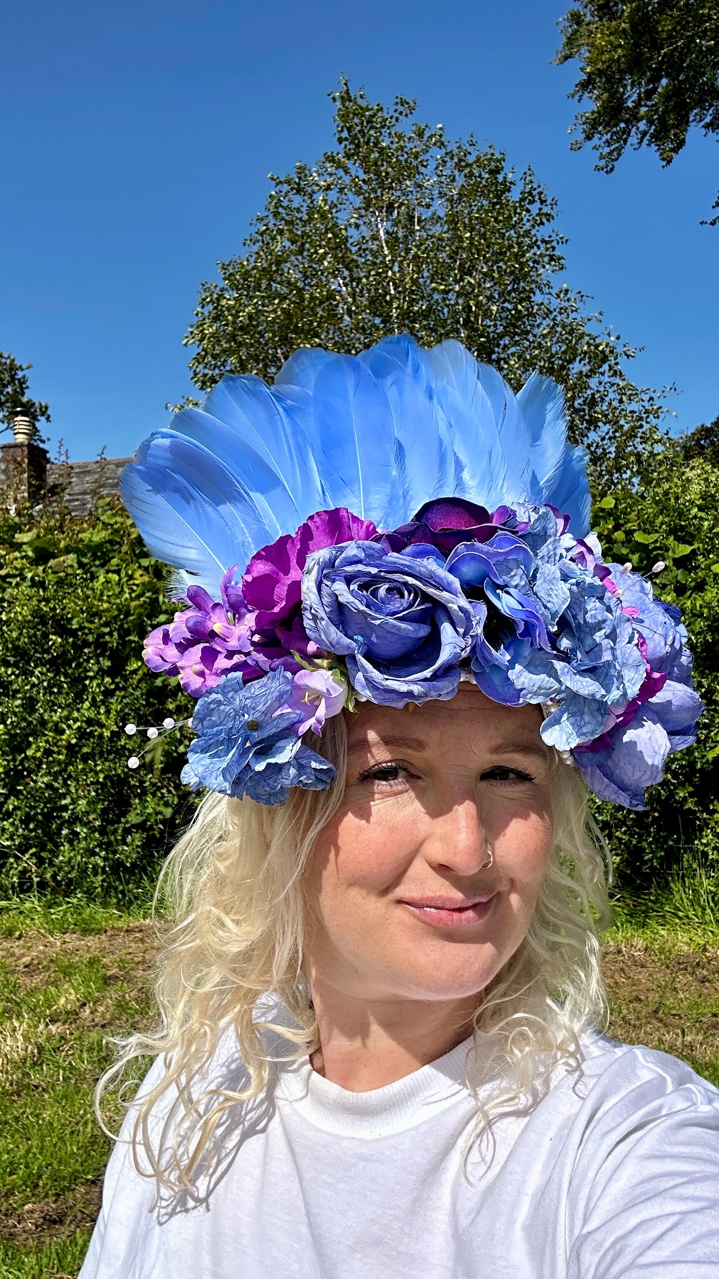 Cornflower blue flower & feather deluxe headdress