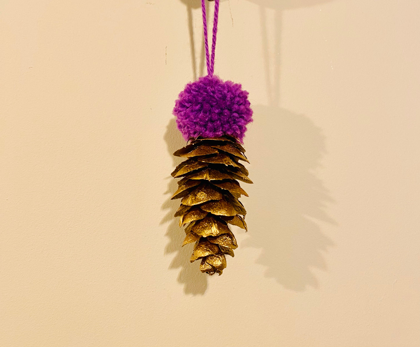 Pinecone bauble